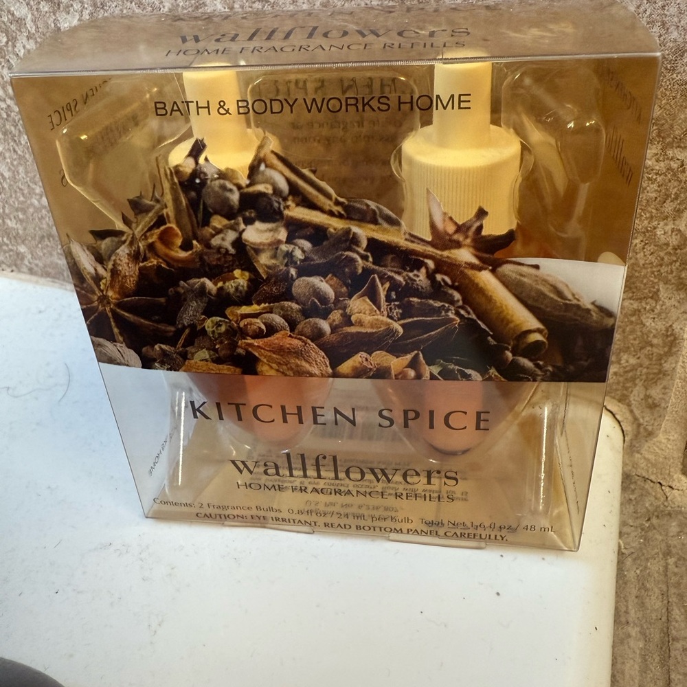 NEW Bath & Body Works Kitchen Spice Wallflower Refill (2 total)